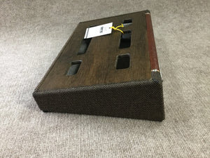 Dantas Handmade D40 Custom Pedal Board (Vintage Brown) + Backpack