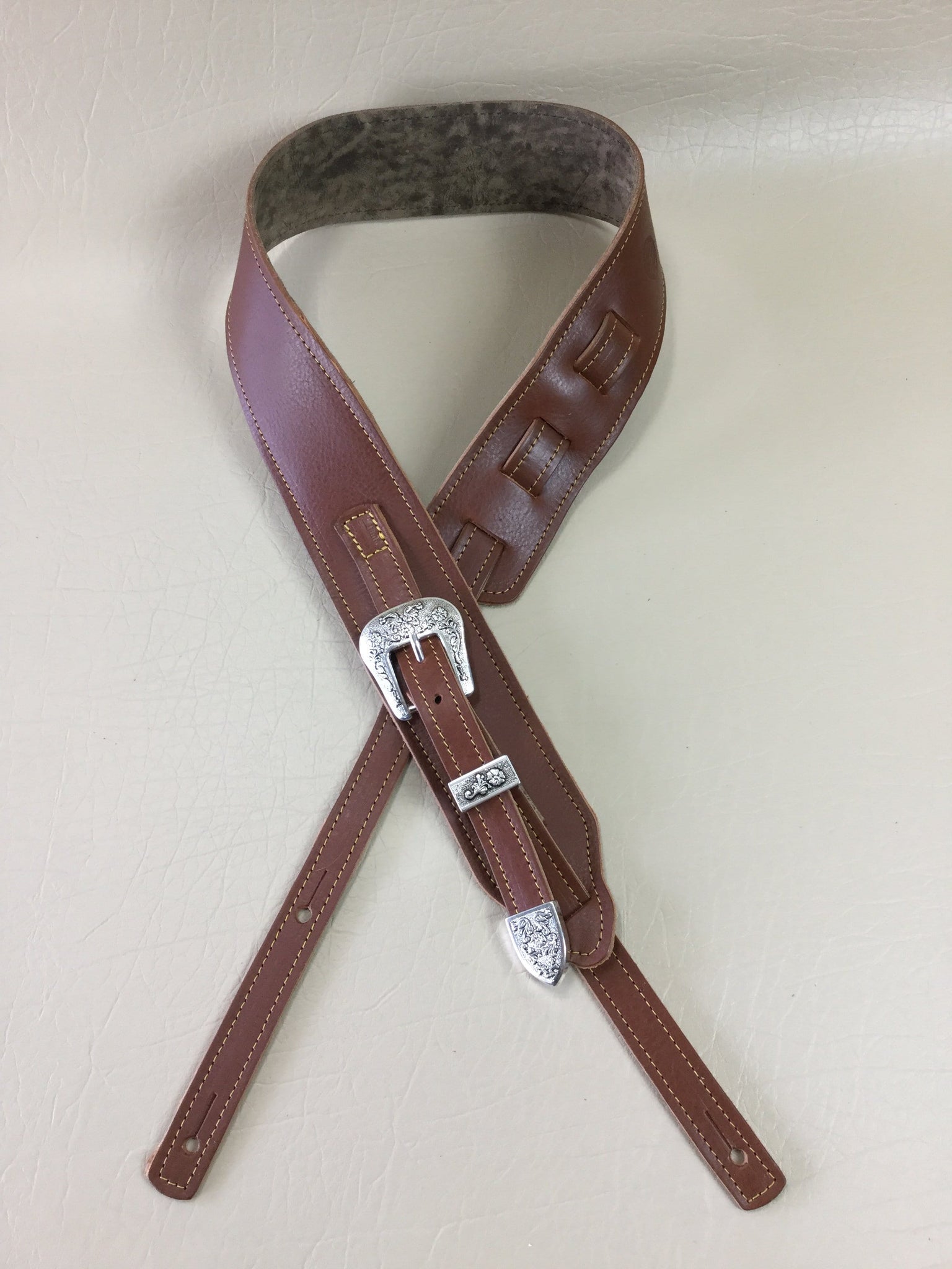 Long Hollow Leather Pinnacle Series 2.5" Supple Milled Strap with Bu