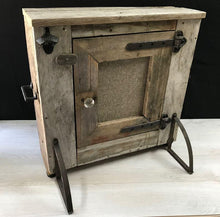 Load image into Gallery viewer, Tensolo Custom Shop - The Ol&#39; Medicine Cab - 1x10 Guitar Speaker Cabinet (30W 8 Ohm)